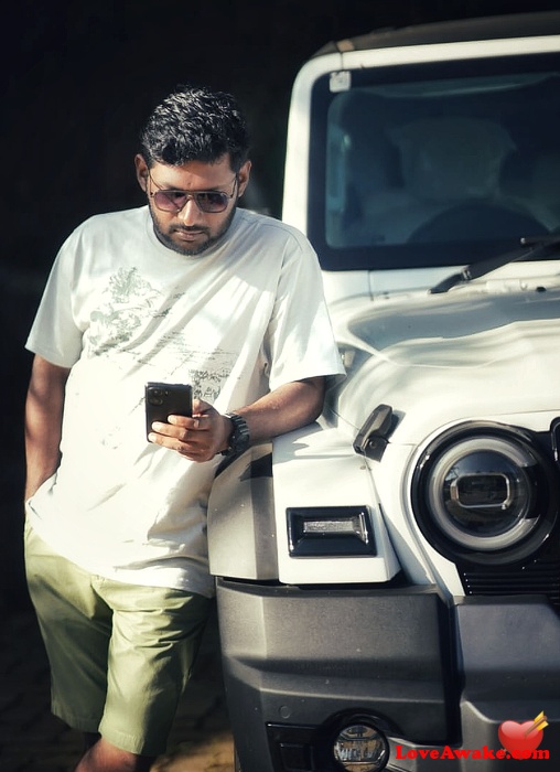 ronmanohar Bahraini Man from Manama
