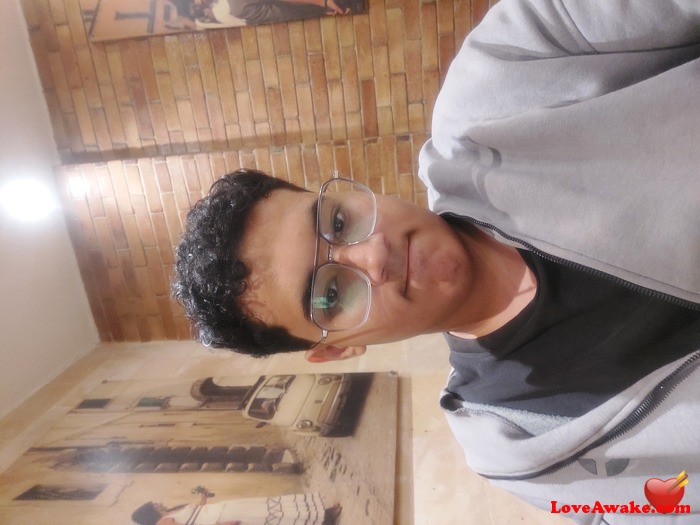 Gojosense Egyptian Man from Cairo = El Qahira (= Cairo)