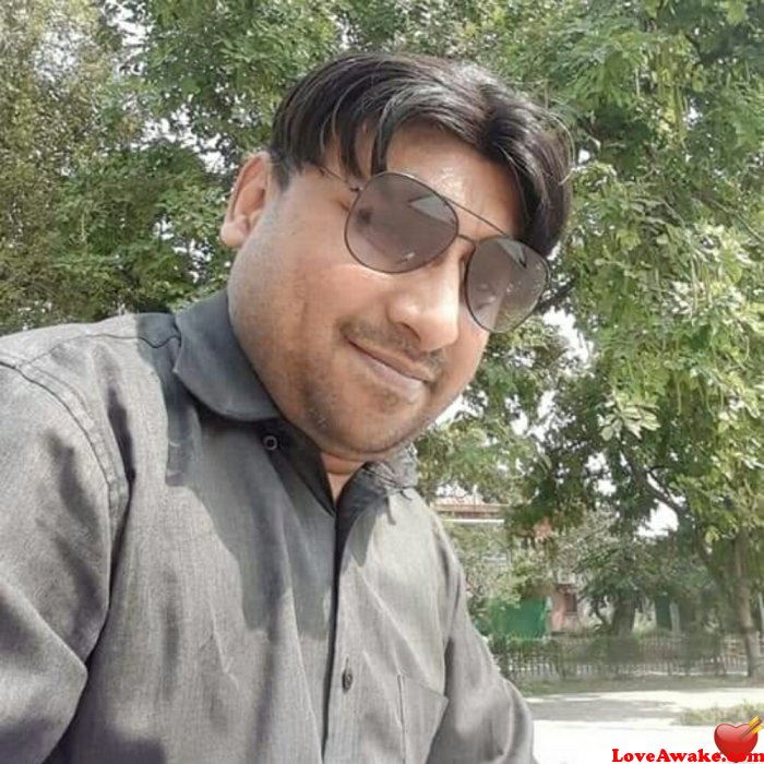 aA1sS2dD3 Pakistani Man from Lahore