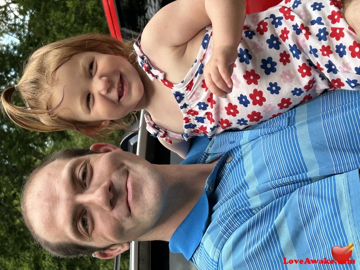 HOCKEYNCAA33 American Man from Kettering