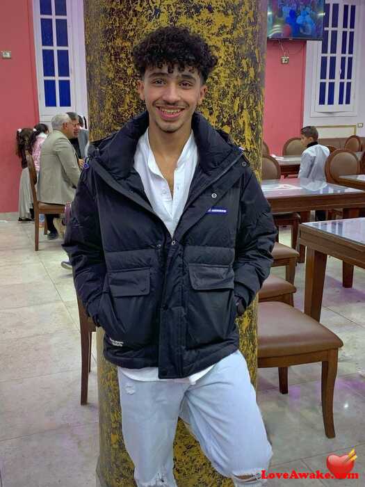 MedoWaled Egyptian Man from Cairo = El Qahira (= Cairo)