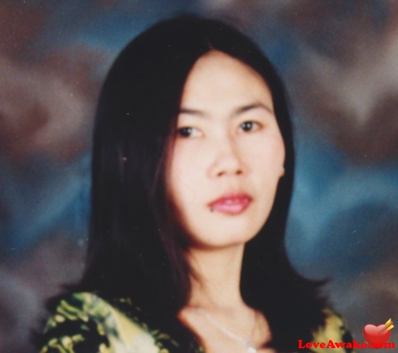 f34 Indonesian Woman from Bandung, Java