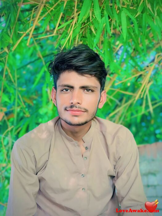 Rizi12 Pakistani Man from Muzaffargarh