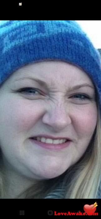 Jess1986 Canadian Woman from Toronto