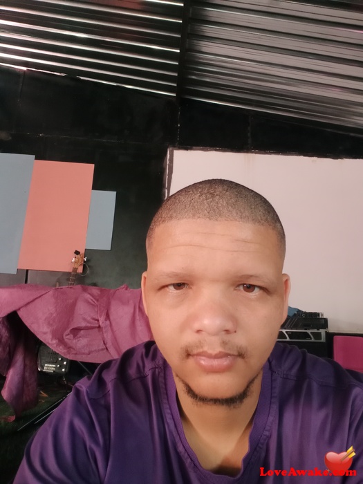 aacksonz333 African Man from Kimberley