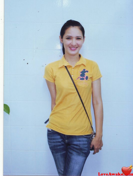 Kikee771 Thai Woman from Nakhon Ratchasima