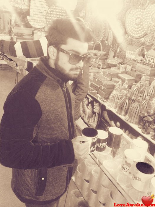 kickjone Pakistani Man from Gujranwala