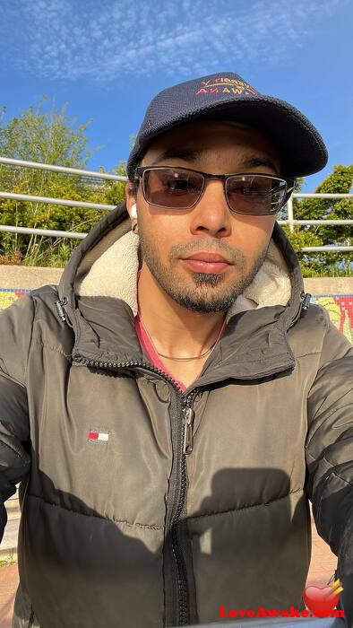 Nanu262 American Man from Racine