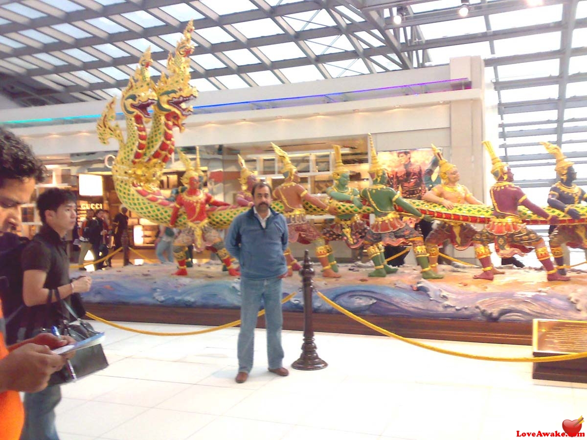 seed786 Thai Man from Bangkok