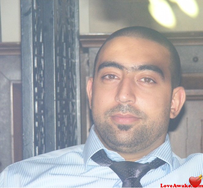 hussT Lebanese Man from Beirut