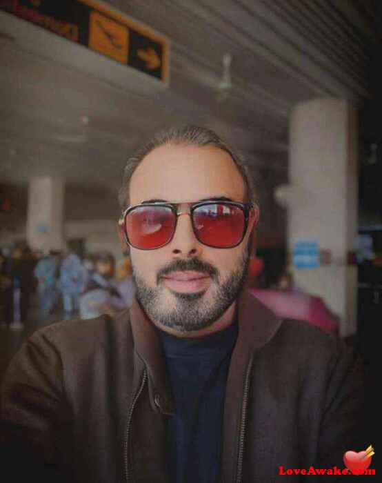 MAVERICK7777 Pakistani Man from Lahore