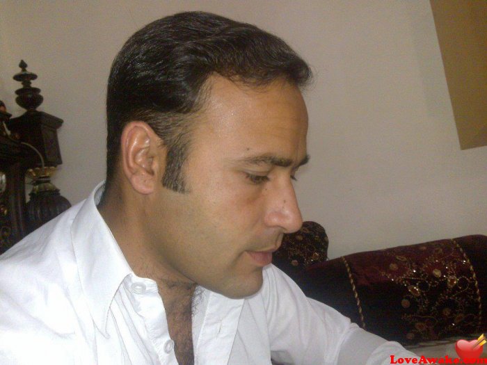 ayazkashmala Pakistani Man from Swabi