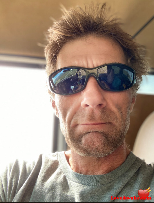 Shoal American Man from Santa Barbara