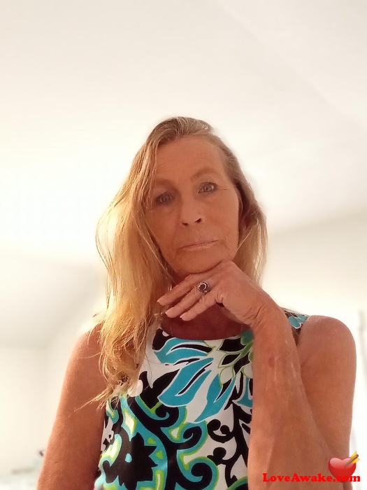 onebutterfly2c American Woman from Brookfield