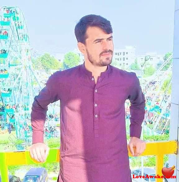 Khan237 Pakistani Man from Karachi