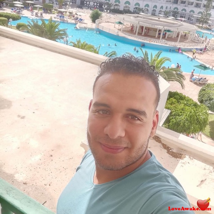 Jovani07 Tunisian Man from Tunis