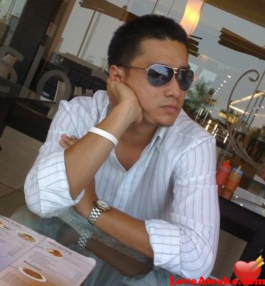 vinci2381 Filipina Man from Manila