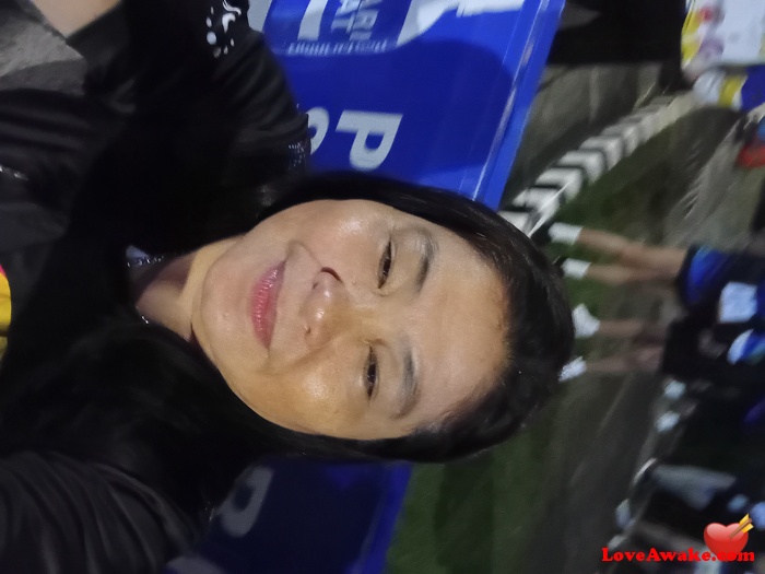 Docena Filipina Woman from Cebu