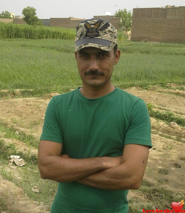 sparkimz Pakistani Man from Bahawalnagar