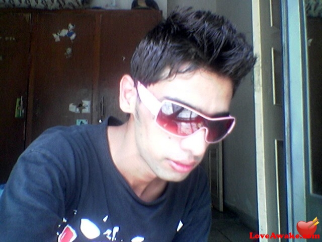 Adnan143 Pakistani Man from Lahore