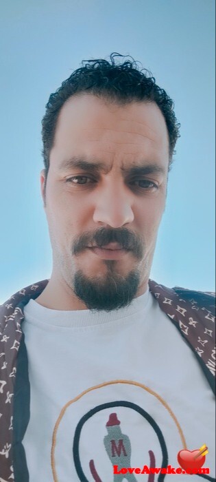 Smail40 Algerian Man from Alger (Algiers)