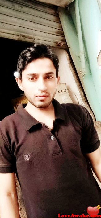 Wasayraza Pakistani Man from Karachi