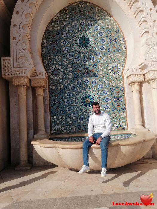 Listoros Morocco Man from Azrou