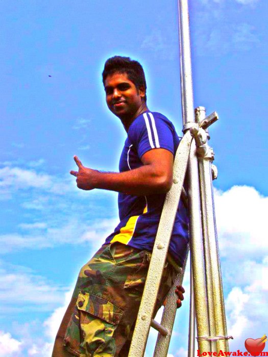 sayurex Sri Lankan Man from Colombo