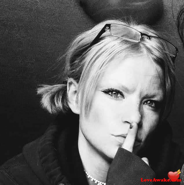 Timber208 American Woman from Moore