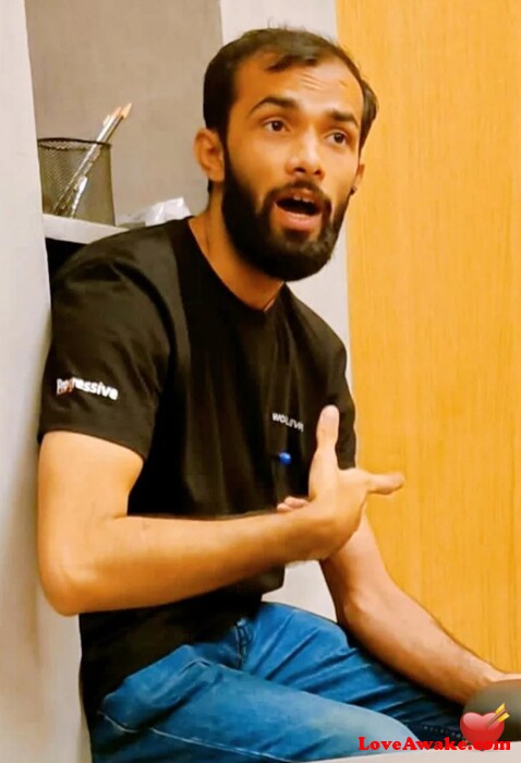 Vibhsk Indian Man from Mumbai (ex Bombay)