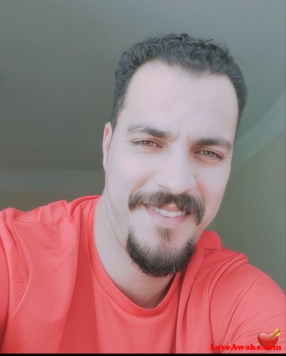 Smail40 Algerian Man from Alger (Algiers)