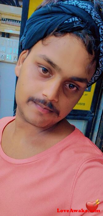 85439370 Indian Man from Ahmedabad