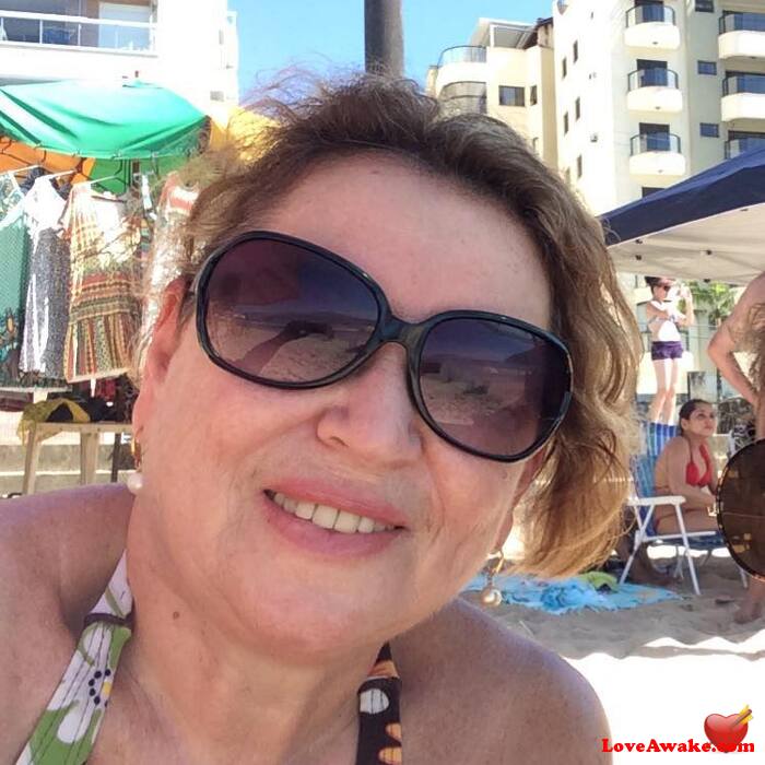 Seekingreal00 American Woman from Vineland