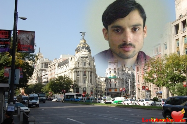gm001 Pakistani Man from Islamabad