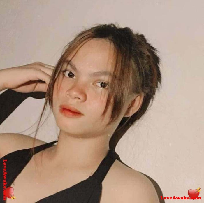Arielyn Filipina Woman from Leyte