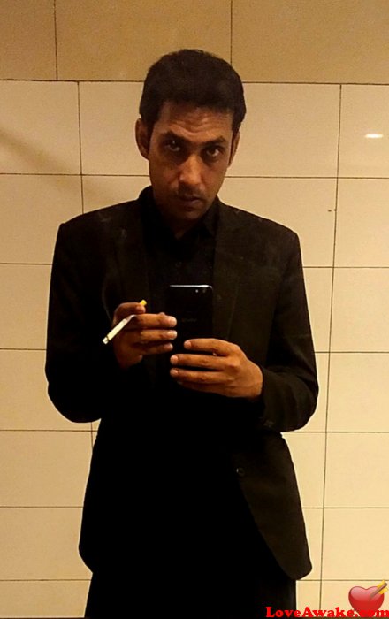 Shaikh2212 Pakistani Man from Faisalabad