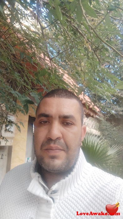 Okbeus Algerian Man from Alger (Algiers)