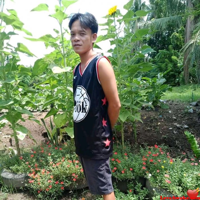 allan04 Filipina Man from Batangas, Luzon