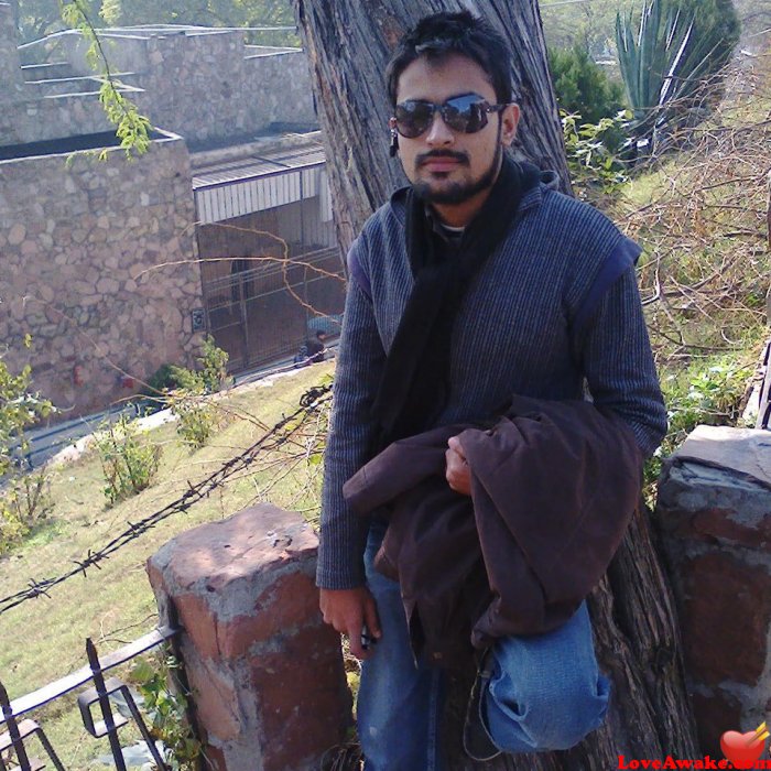 IMRAN-HASHMI Pakistani Man from Lahore