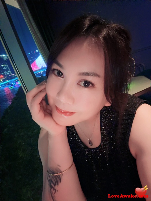 SuperAntonia Chinese Woman from Beijing