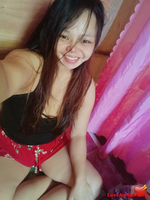 Maluyajo Filipina Woman from Davao, Mindanao