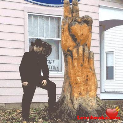 DownToEarth66 Canadian Man from Welland