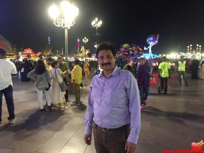 booknet Pakistani Man from Karachi