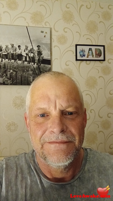 Stevelover6792 UK Man from Neath (Castell-Nedd)