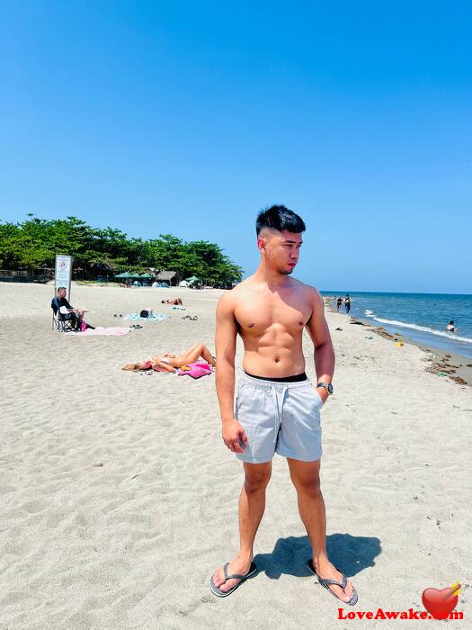 Leihan Filipina Man from Bauan/Batangas