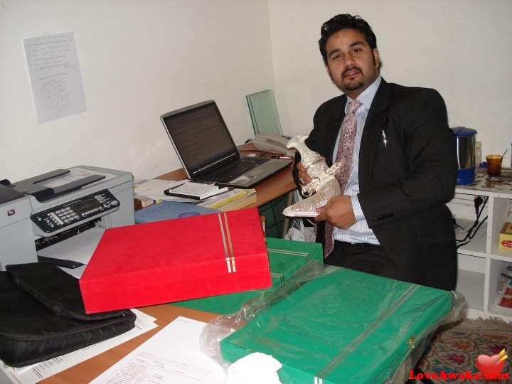 asgara75 Omani Man from Muscat