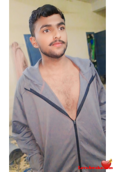 ar557678 Pakistani Man from Hyderabad