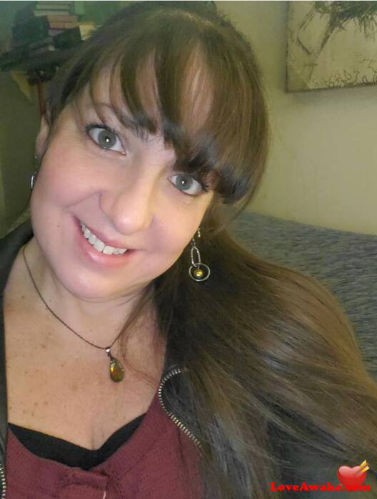 Shirley787 American Woman from Batesville
