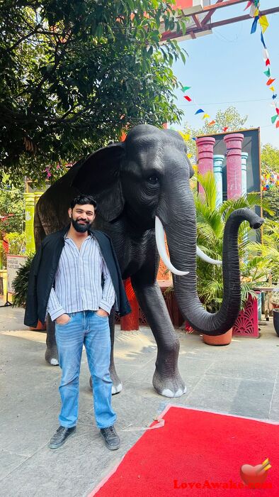 Sunnybhatia Indian Man from New Delhi