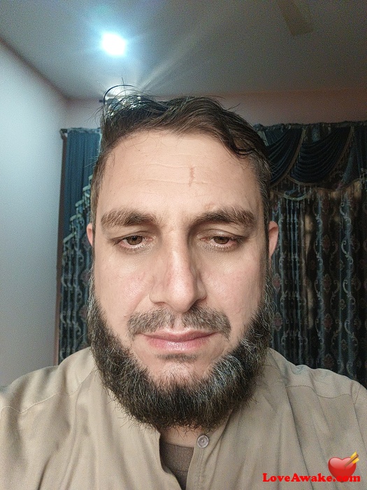 SAIfgul100 Pakistani Man from Peshawar